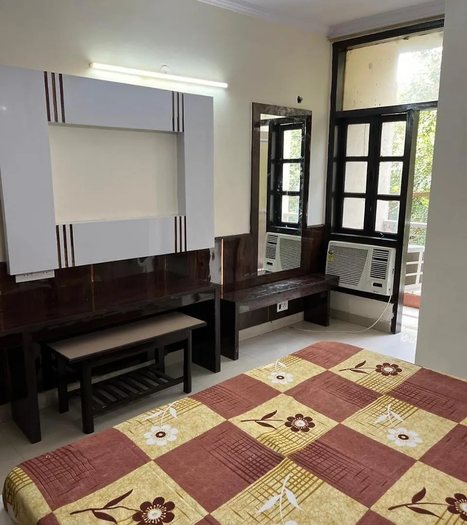 Hotel Jyoti Deluxe Delhi  Delhi (National Capital Territory of India)